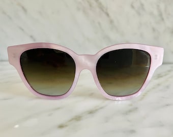 Unused Vintage Lavender Sunglasses