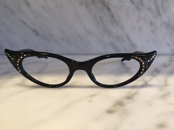 unused black vintage cat eye with stones - image 1