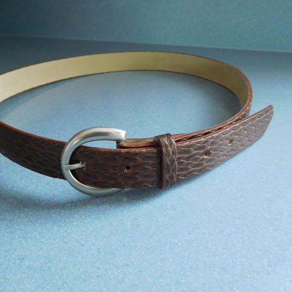 Vintage 1980's Medium Brown "Woven Effect" Belt Size 14