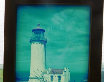 Vintage Lighthouse Picture For Window Hanging In Wood Frame By Robert Ley Approximately 8 1/4" X 6 1/2" X 3/4" Very Good Vintage Condition