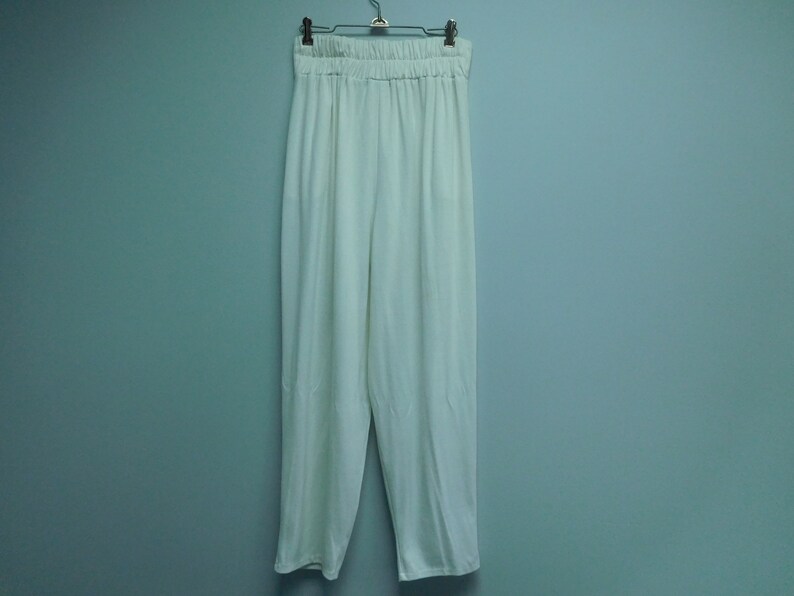 Vintage 1990/'s Fredericks of Hollywood Two Piece White Lounge Wear Set with Black Design Size Large Used