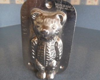 Standing Teddy Bear by Vormenfabriek #16055 Vintage Metal Candy Mold