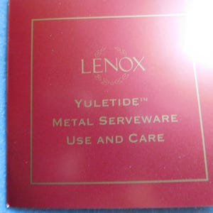 Lenox Yuletide Metal Serveware Holiday Party Pack Wine Caddy, Wine Stopper, and Six Wine Charms, Never Used image 9