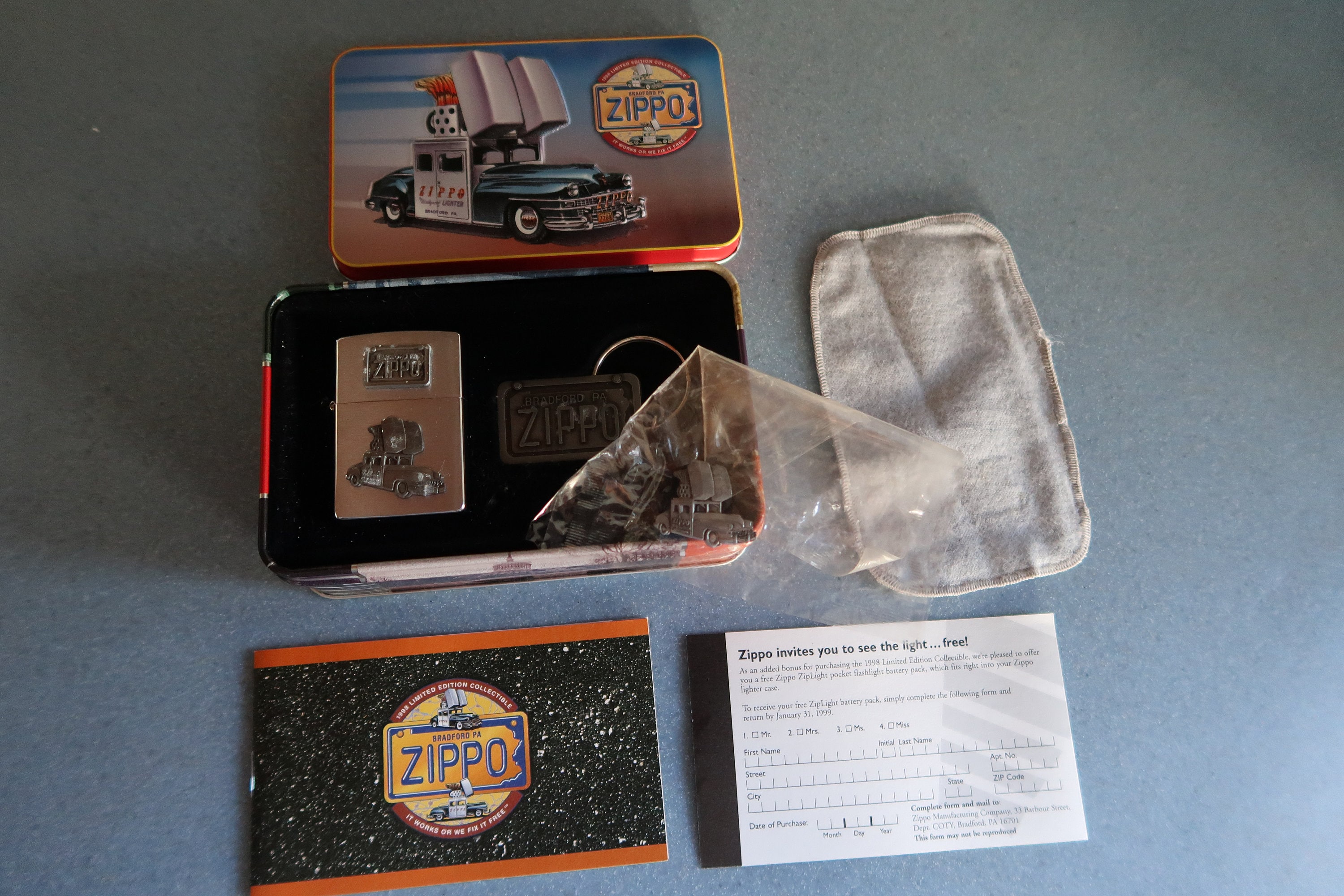 Vintage 1998 Zippo Collectible Set: Lighter, Keychain & Pin - Etsy