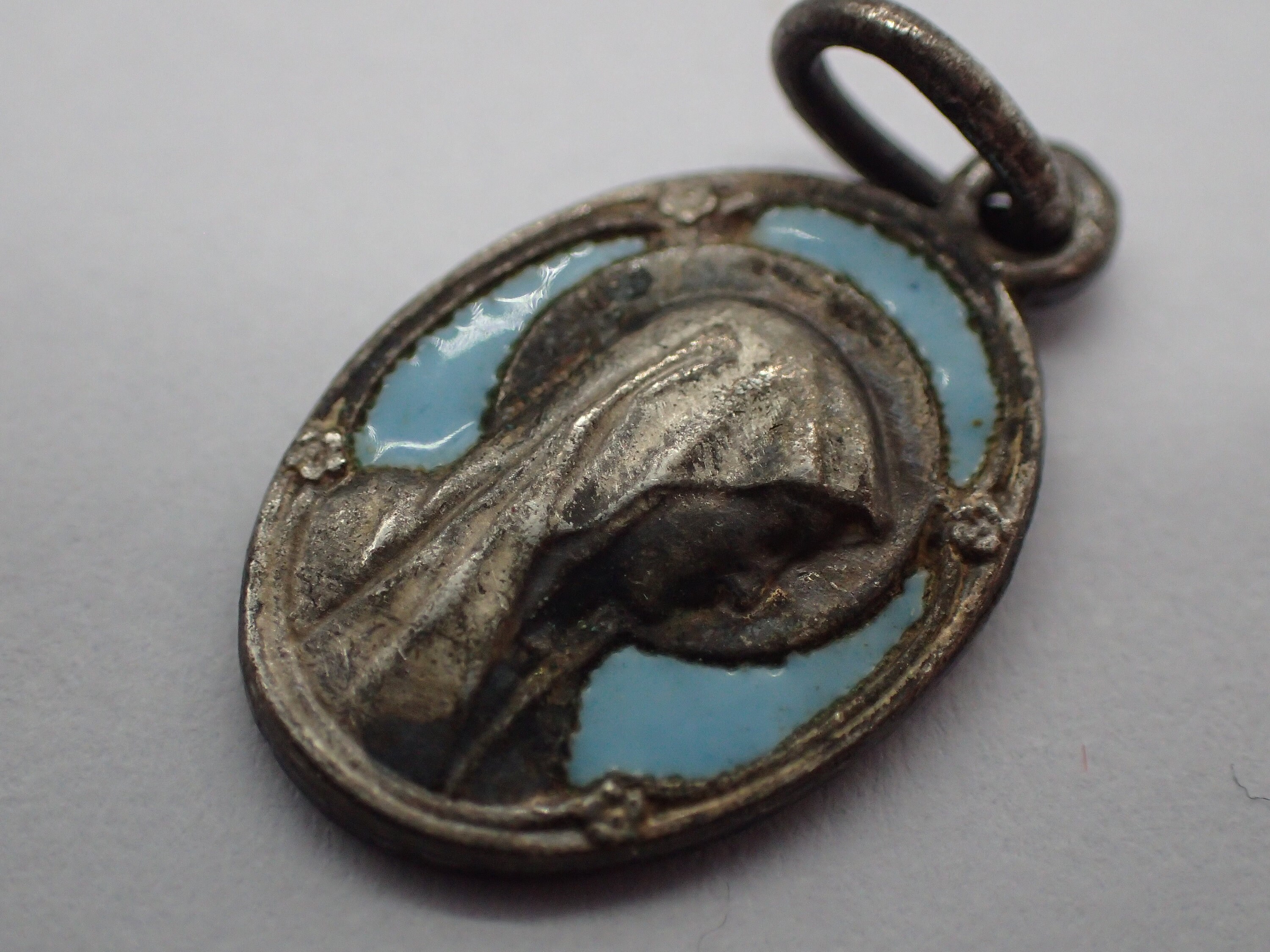 Pendentif Religieux Vintage