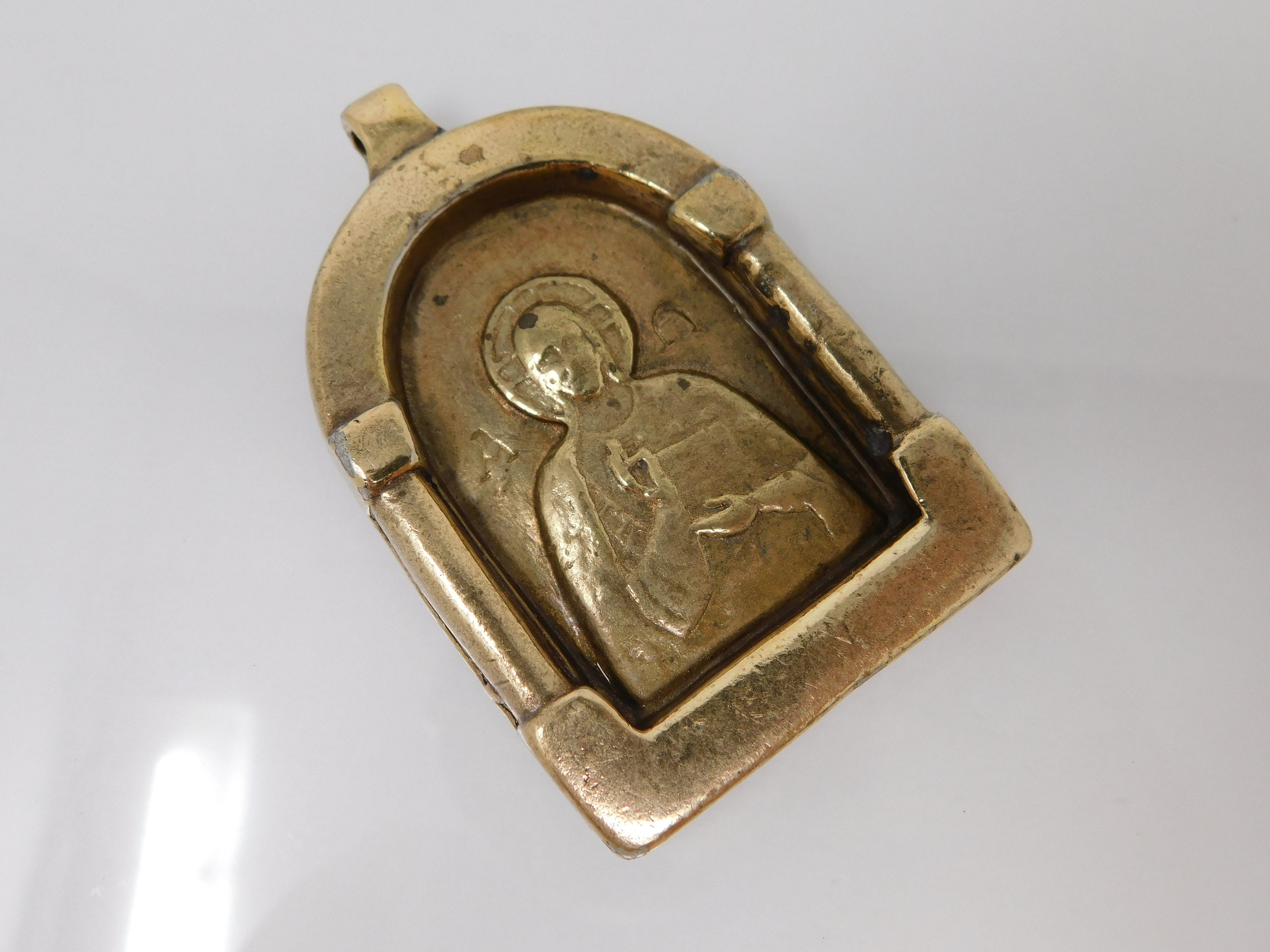 Pendentif Ancien Religieux