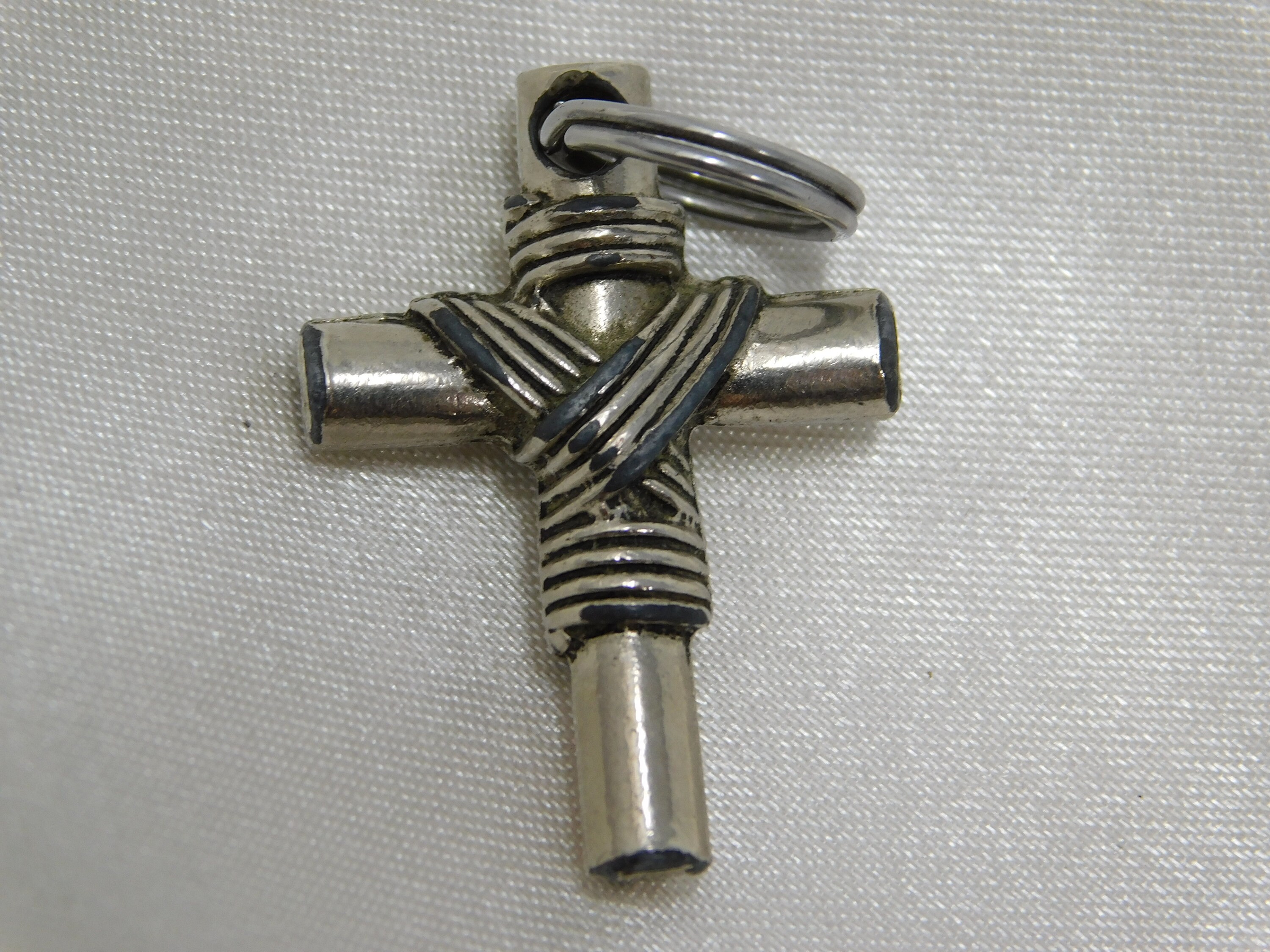 Pendentif , Crucifix Vintage