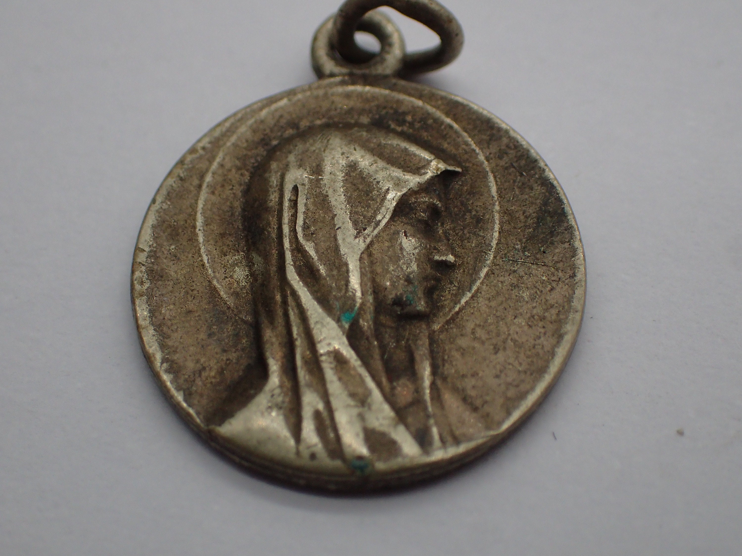 Pendentif Vintage Religieux