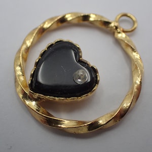 vintage black heart pendant