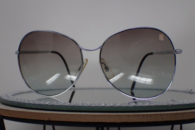 vintage sunglasses image 1