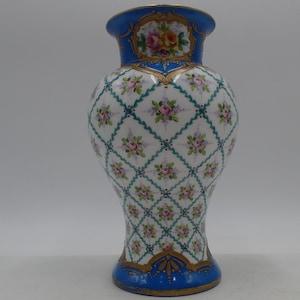 Antique vase, Paris porcelain