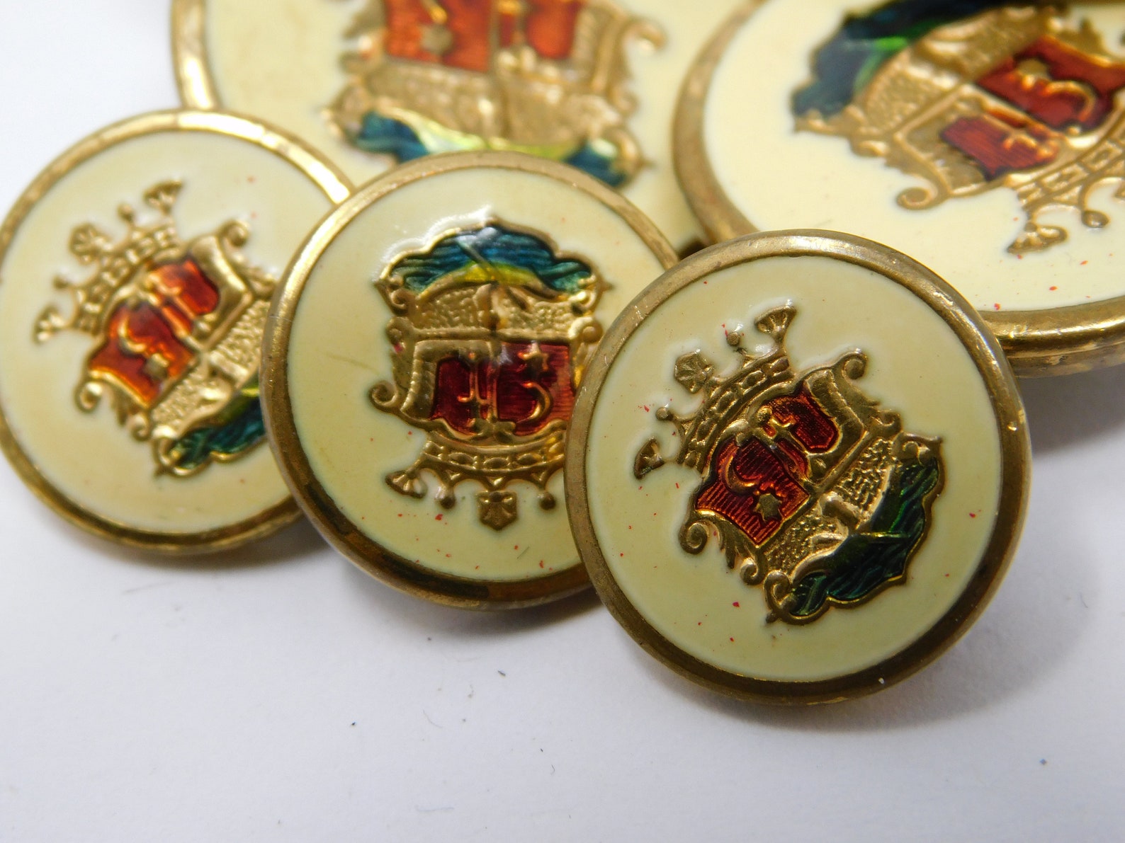 Eight vintage buttons with royal coat of arms Etsy