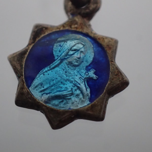 Religion & Esotérisme - Religion_pendentif notre dame de Lourdes_21-02