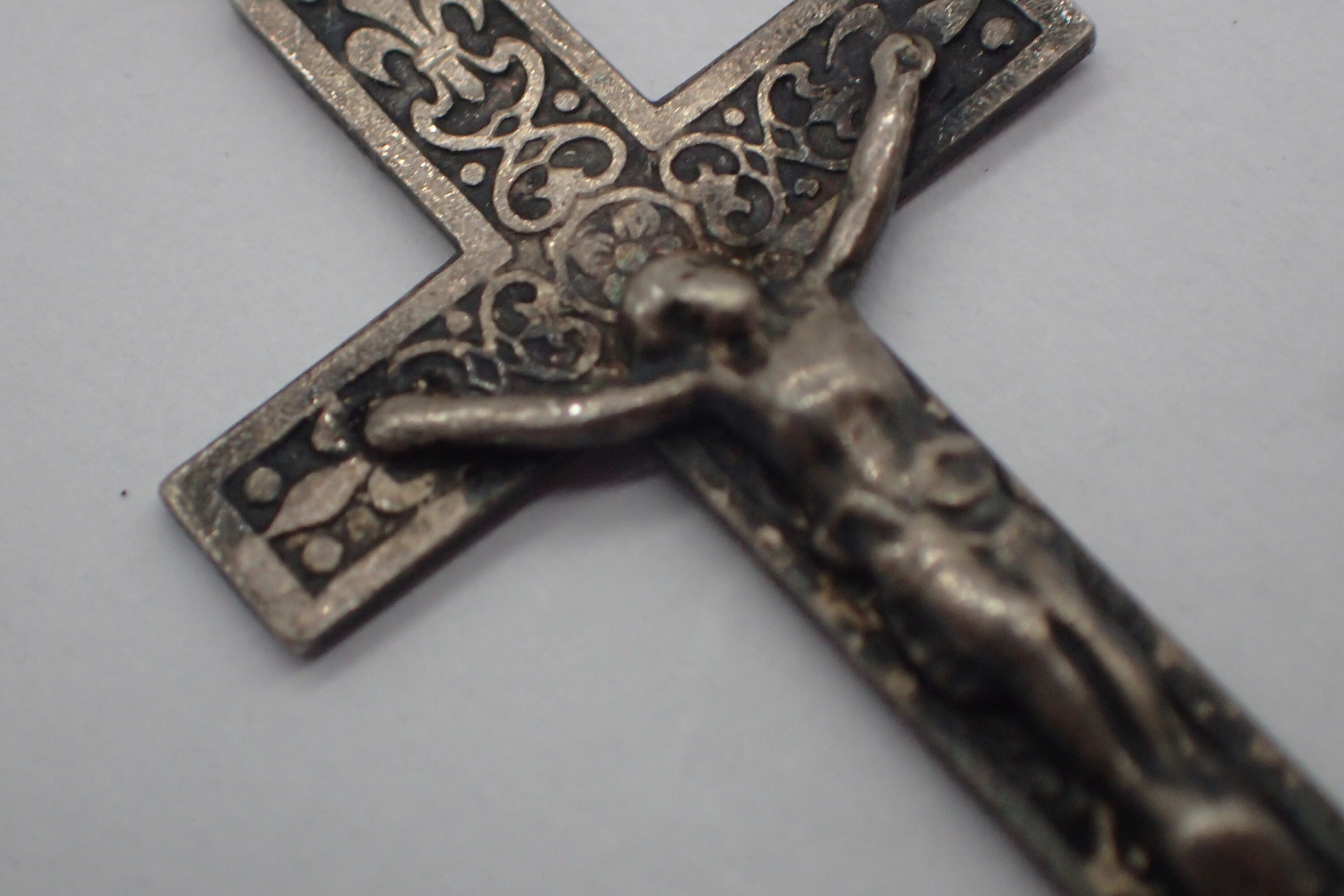 Crucifix Vintage