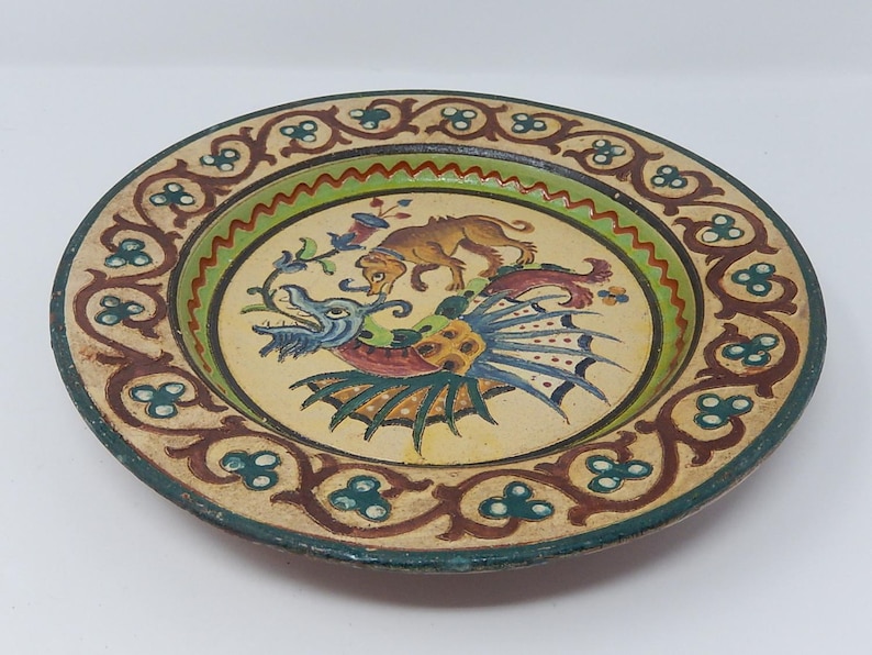 27 cm Large dish with zoomorphic decor Italian ceramic diameter