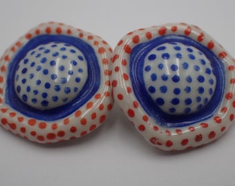 paire de boutons vintage en porcelaine