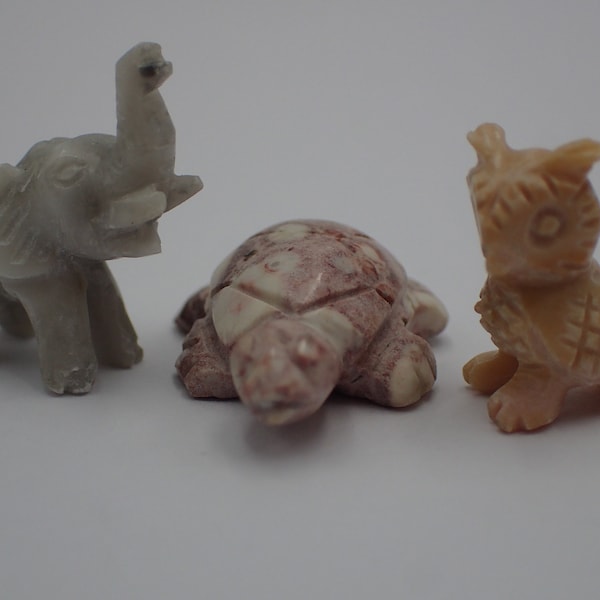 sculpture miniature ,animaux en pierre