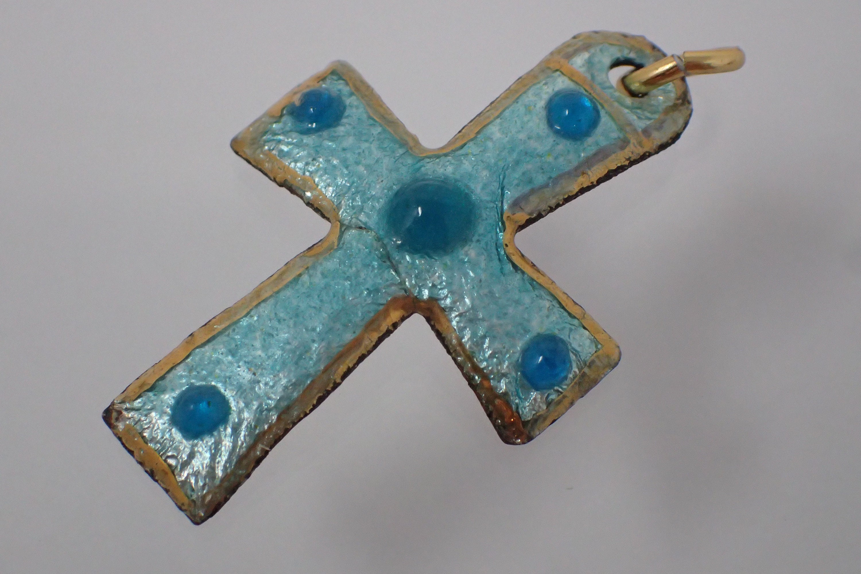 Crucifix Vintage Émaillé