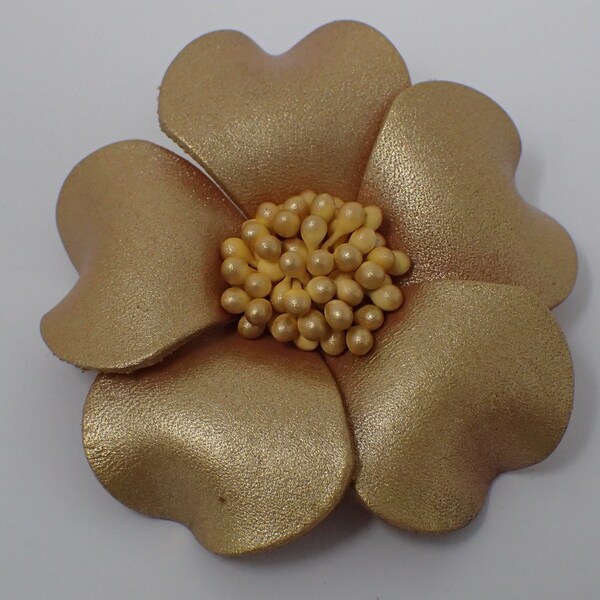 broche bouton de fleur en cuir vintage