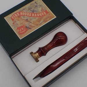 coffret ancien d'écriture ,sceau avec sa cire