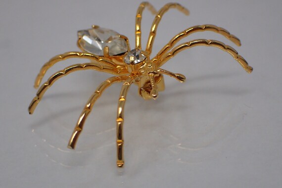 vintage spider brooch