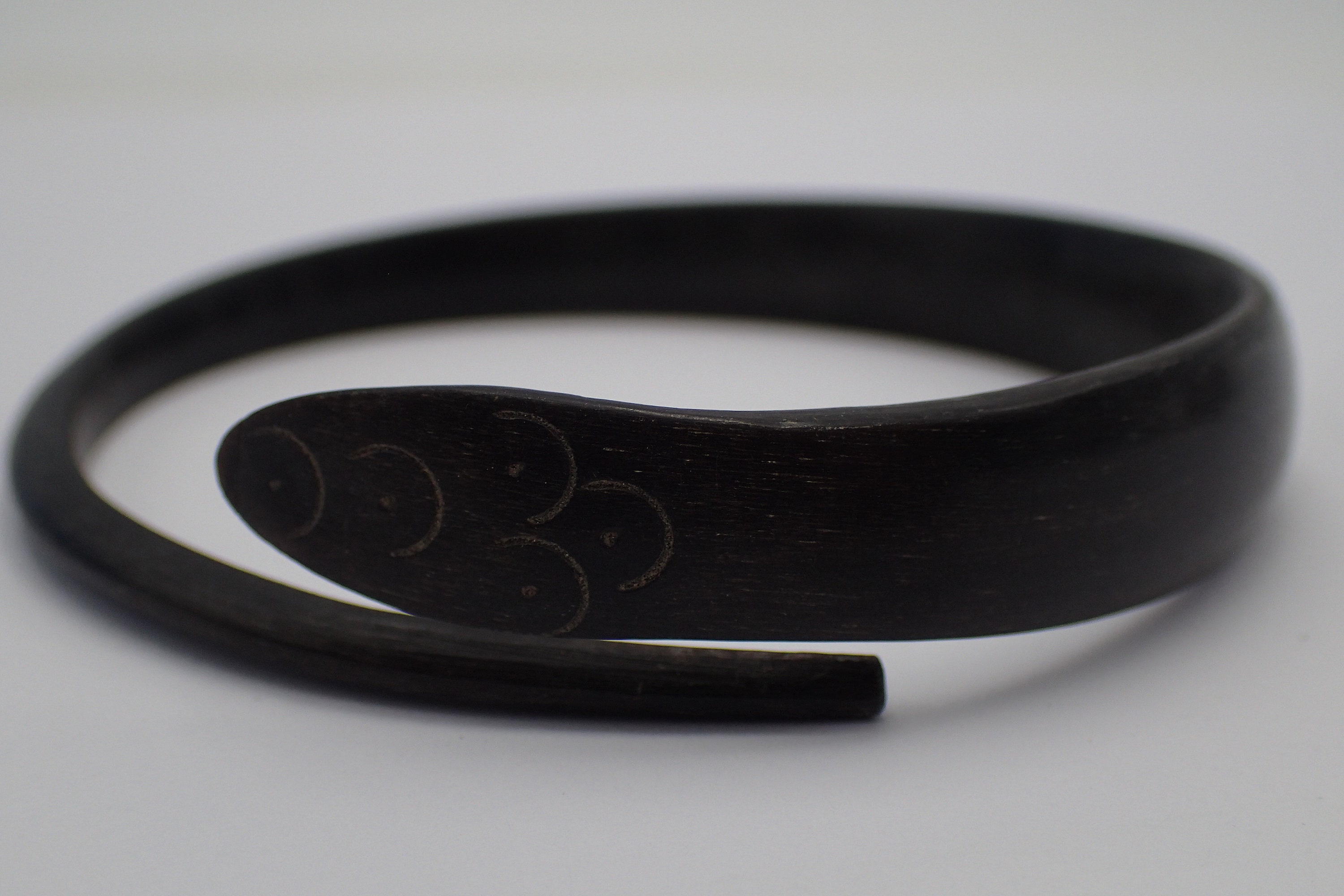 Black snake bracelet deals