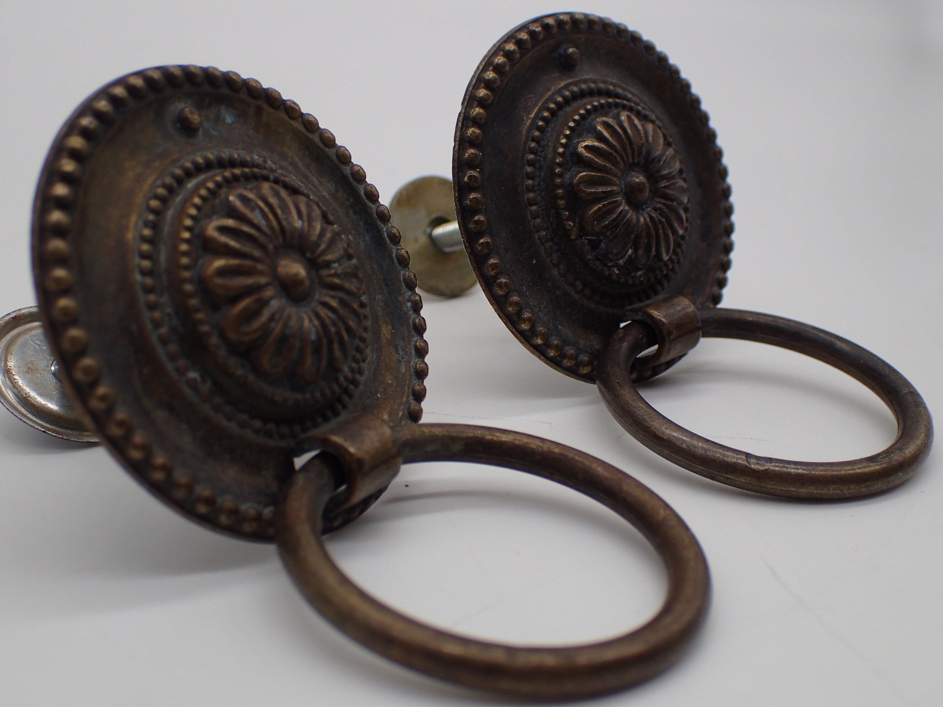 Paires de Boutons Portes ou Tiroirs Ancien en Bronze
