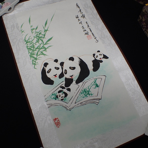 scroll ,dessin de Chine  ,panda