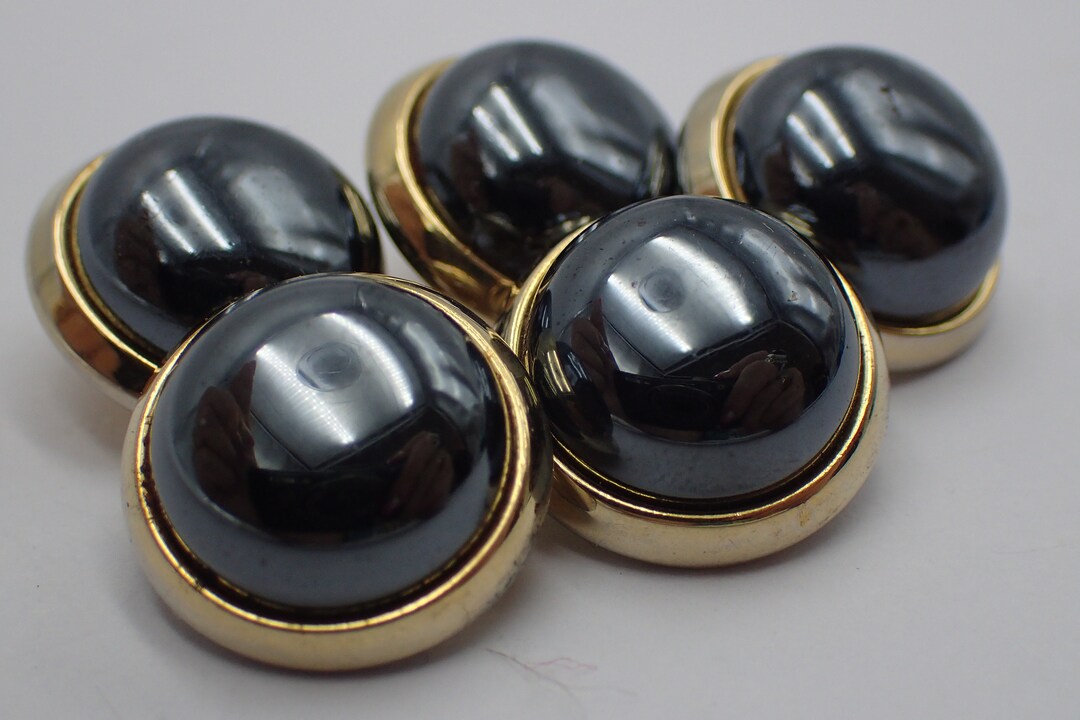 Five Vintage Art Nouveau Buttons - Etsy