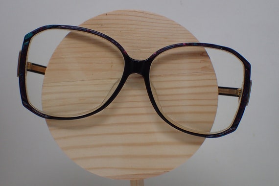 vintage glasses