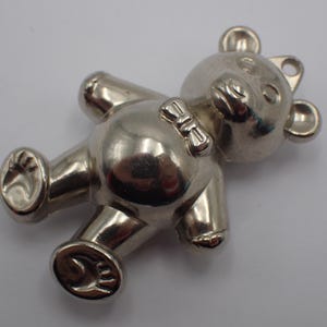 vintage silver bear pendant