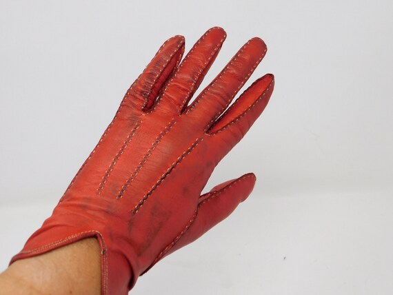 Vintage leather gloves