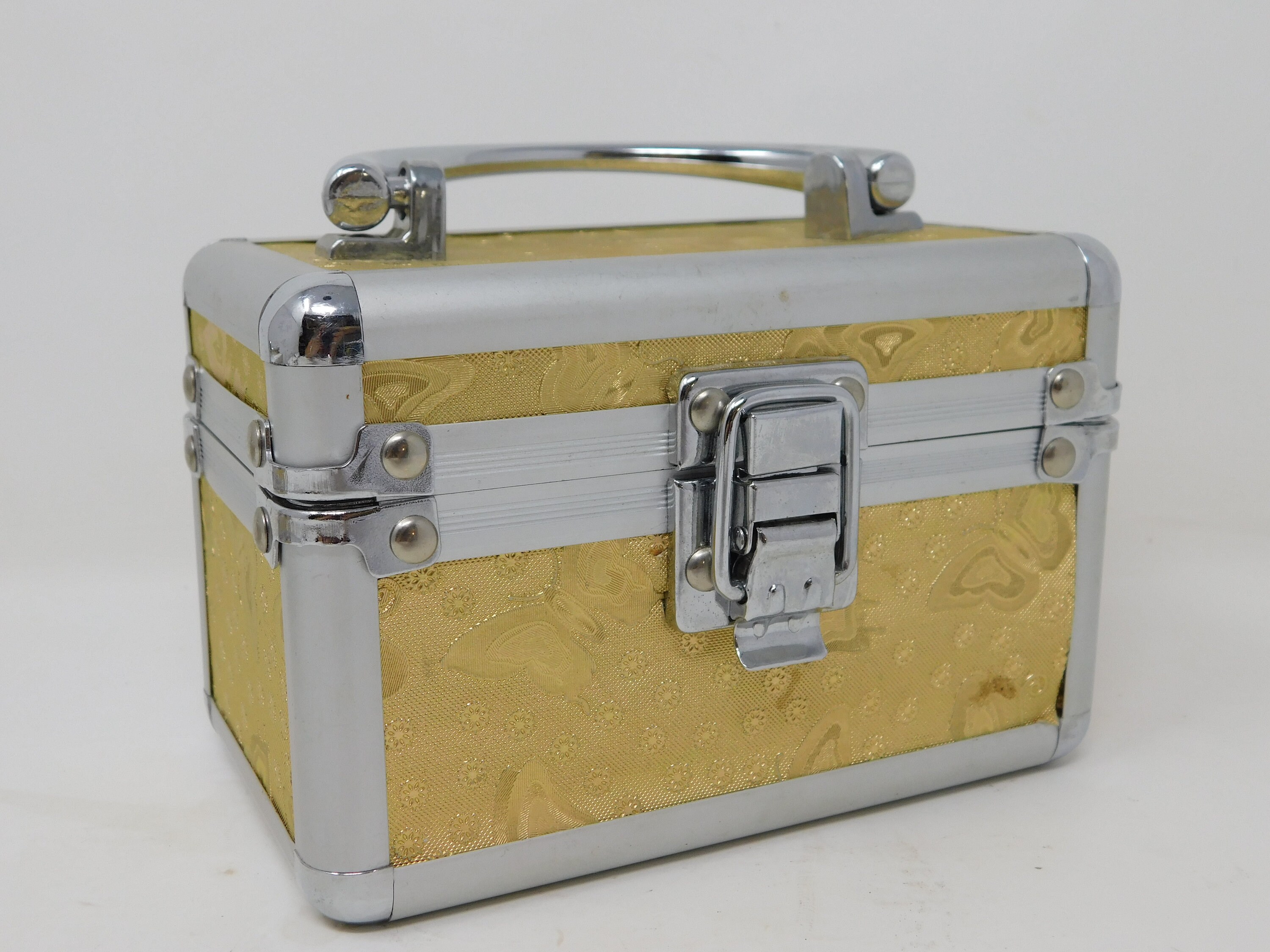 Boite , Coffre à Rangement Métallisé de Voyage