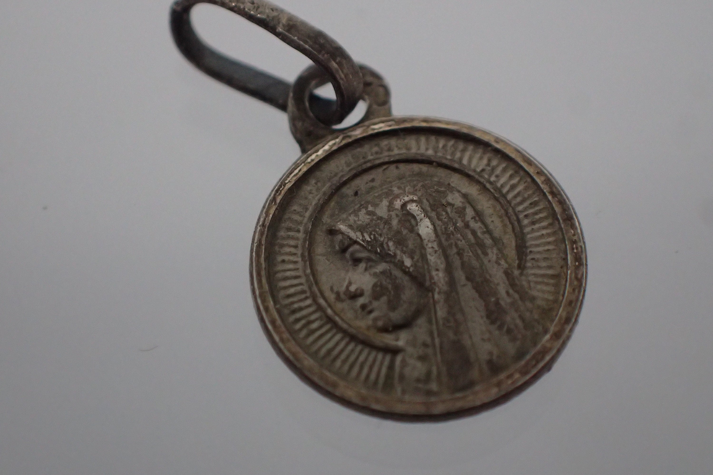 Pendentif Religieux Vintage