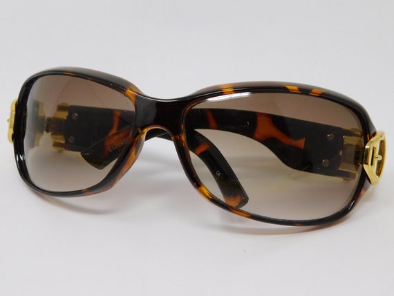 vintage sunglasses