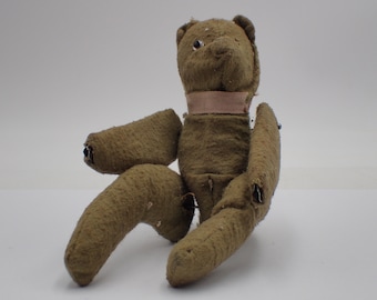 Vieux Chien En Paille Et Peluche – Objet Déco Vintage
