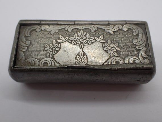 vintage tin pill box - image 2