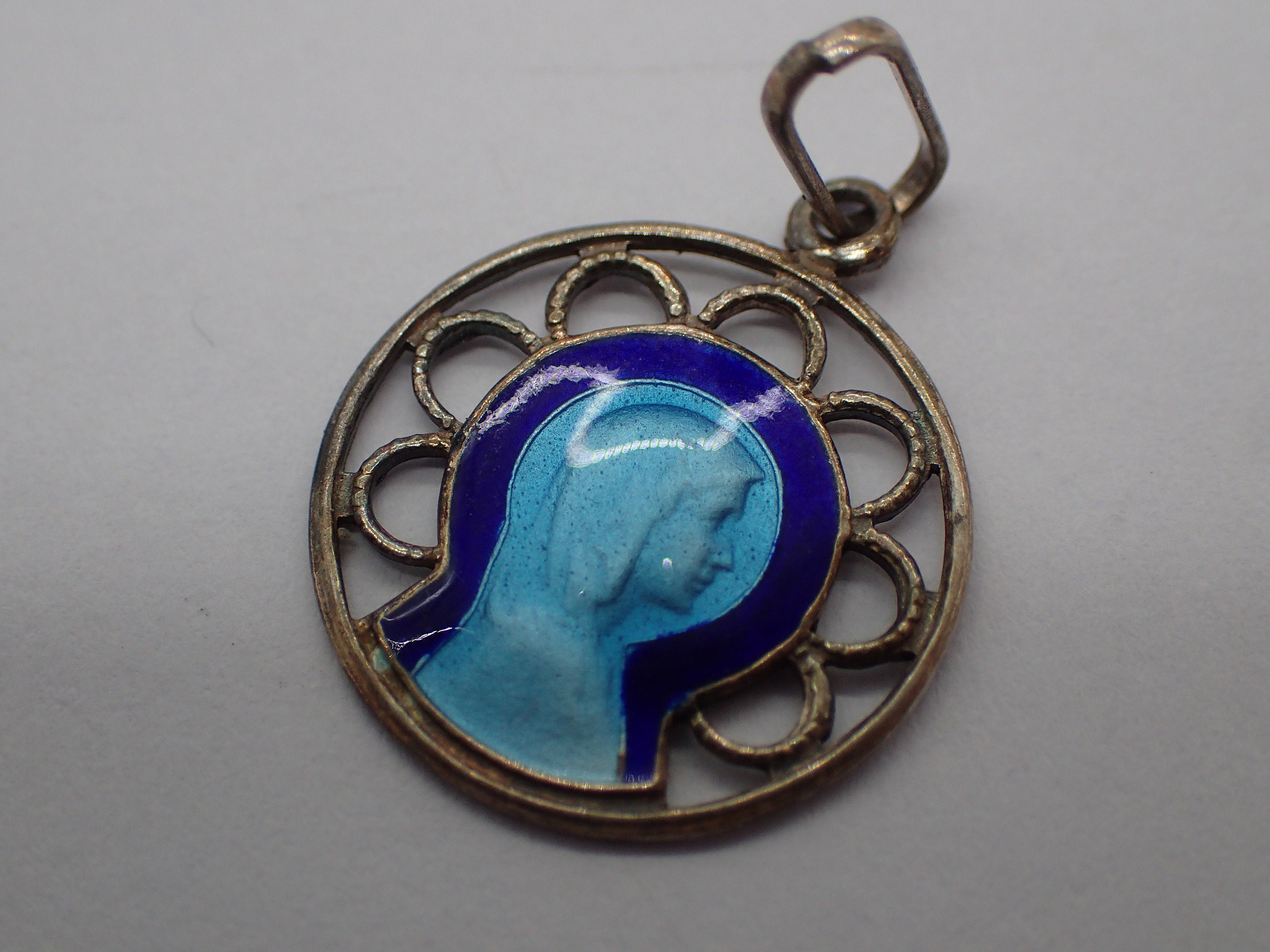 Pendentif Religieux Vintage