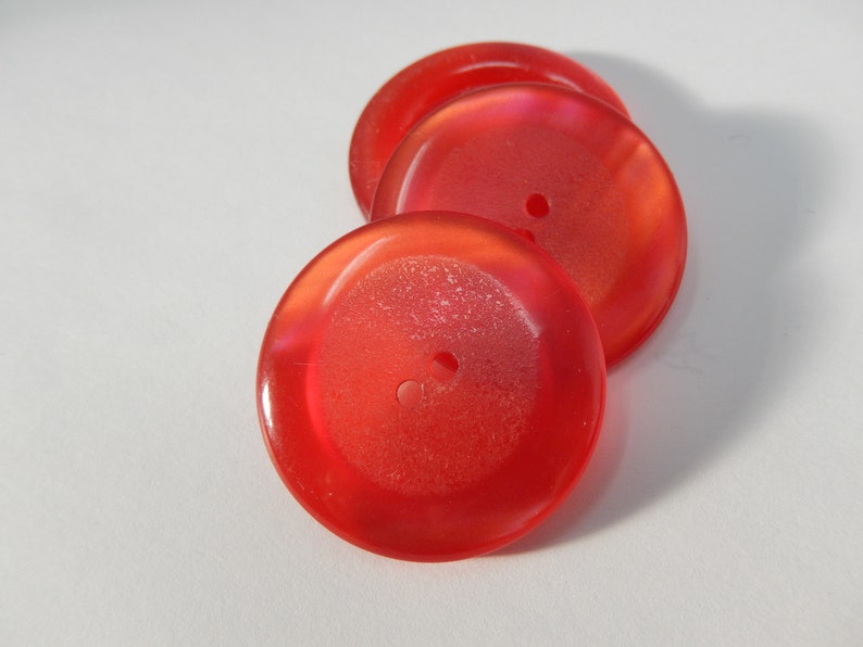 vintage Three pink buttons diameter 3.3 cm