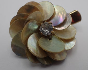 Vintage mother-of-pearl hair clip