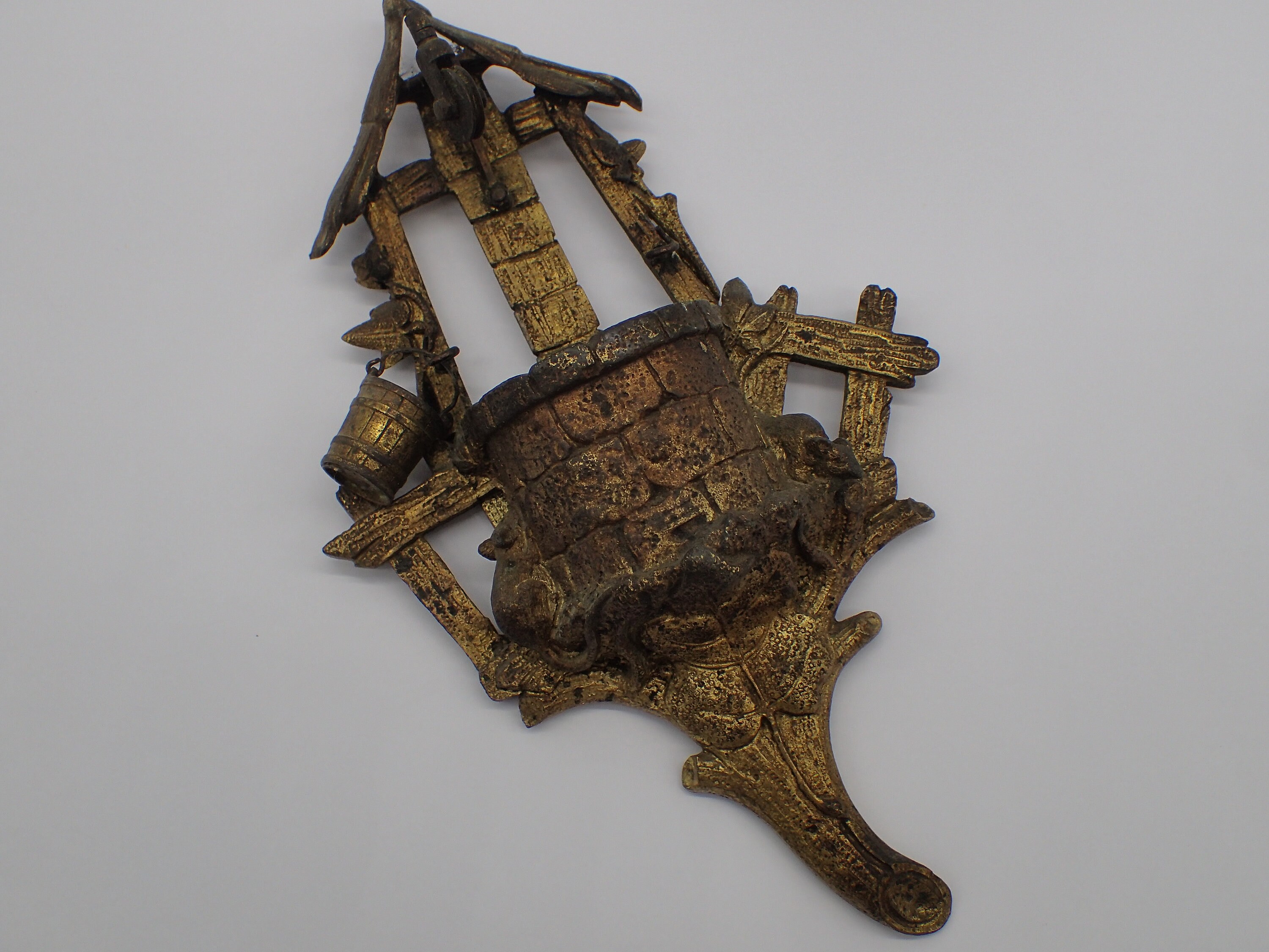 Bénitier , Puit de Bronze Vintage