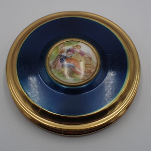 vintage powder compact from Limoges
