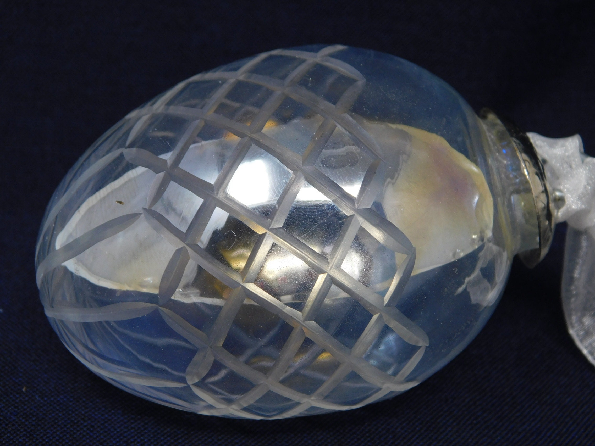 Boule de Noel Vintage en Cristal Irisé