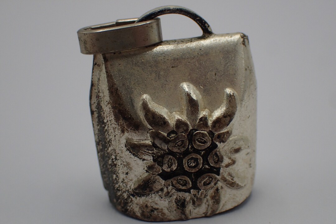 Bell Pendant