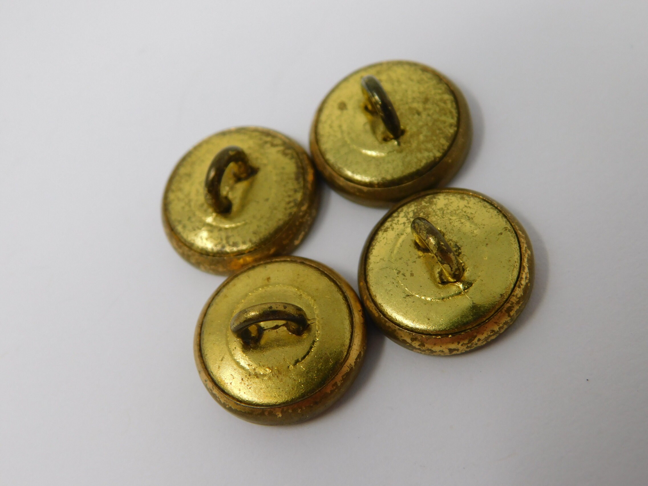 4つのビンテージボタン直径1.4 cm - Etsy 日本