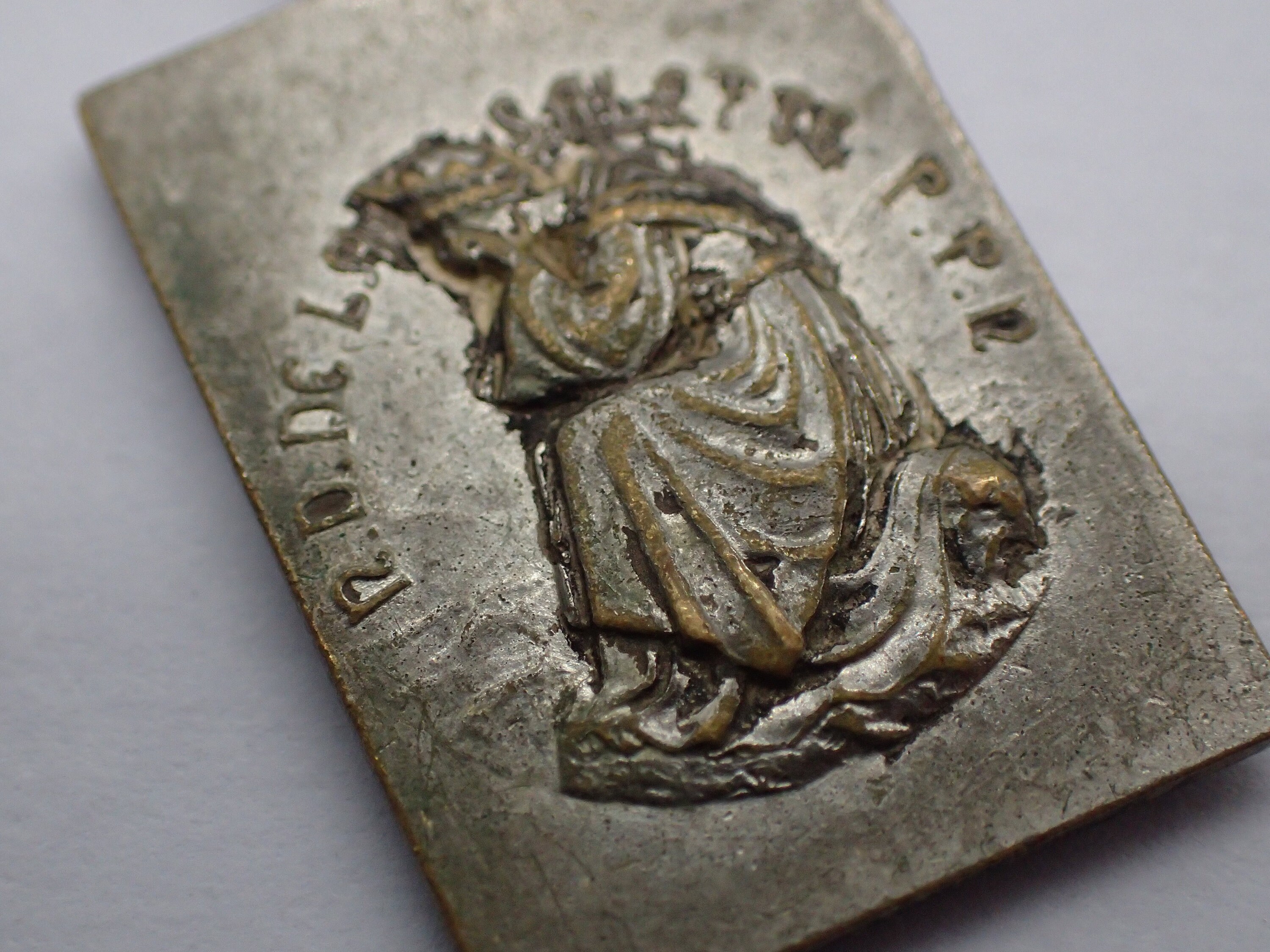 Pendentif Vintage Religieux