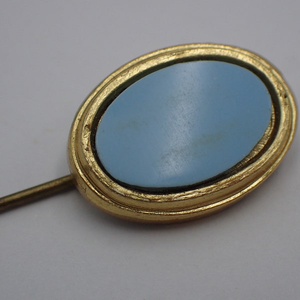 how to wear a vintage tie pin