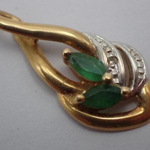 Vintage gold-plated pendant