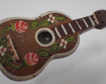 vintage wood guitar brooch
