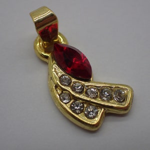 vintage gold plated pendant